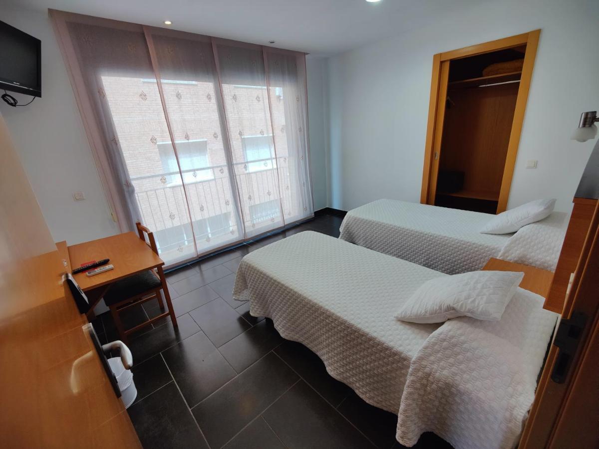 פינדה דה מר Hostal Manel מראה חיצוני תמונה