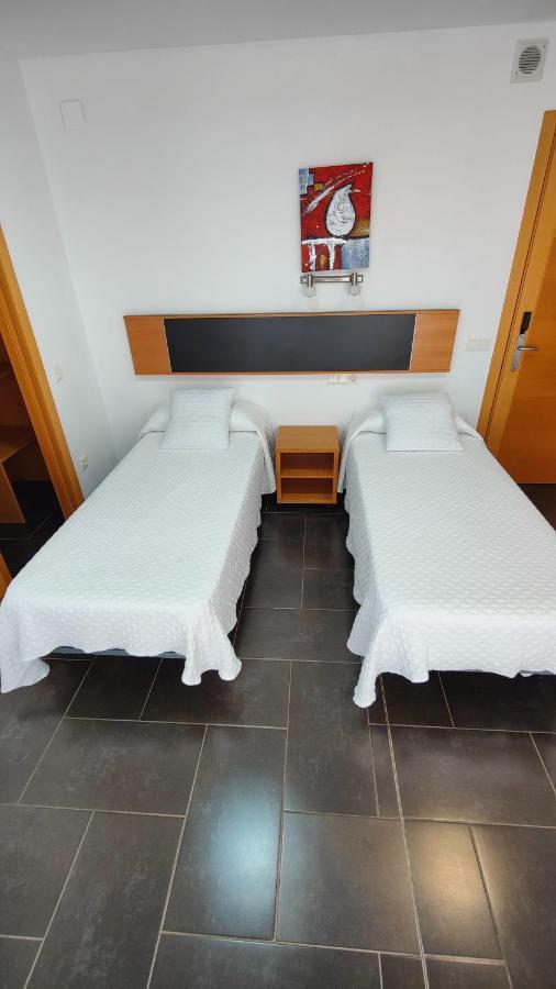פינדה דה מר Hostal Manel מראה חיצוני תמונה
