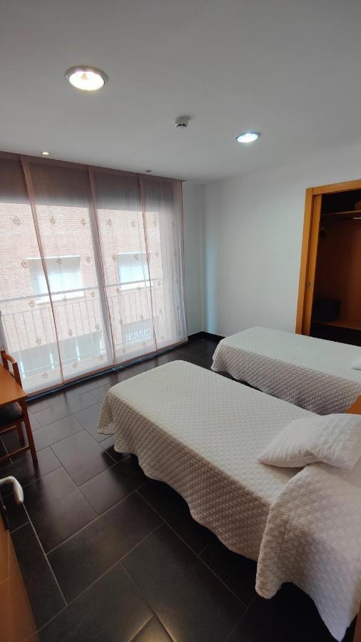 פינדה דה מר Hostal Manel מראה חיצוני תמונה