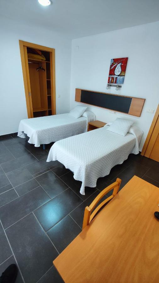 פינדה דה מר Hostal Manel מראה חיצוני תמונה