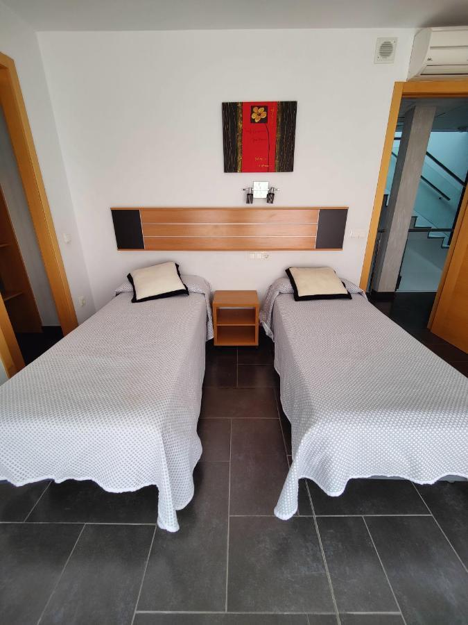 פינדה דה מר Hostal Manel מראה חיצוני תמונה