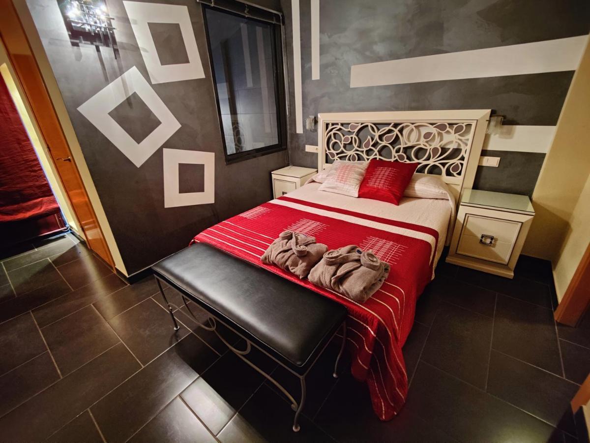 פינדה דה מר Hostal Manel מראה חיצוני תמונה