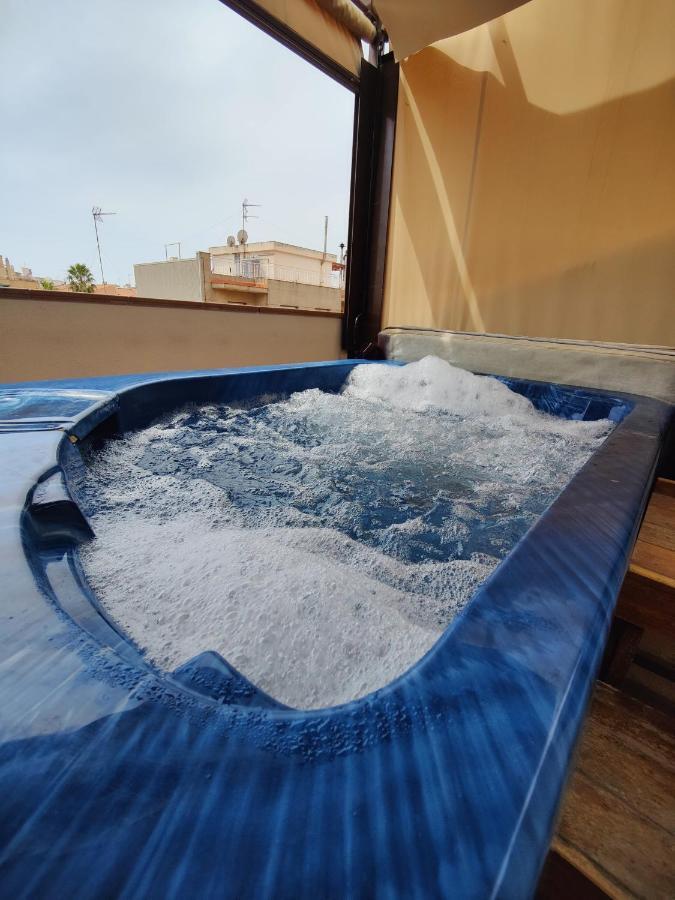 פינדה דה מר Hostal Manel מראה חיצוני תמונה
