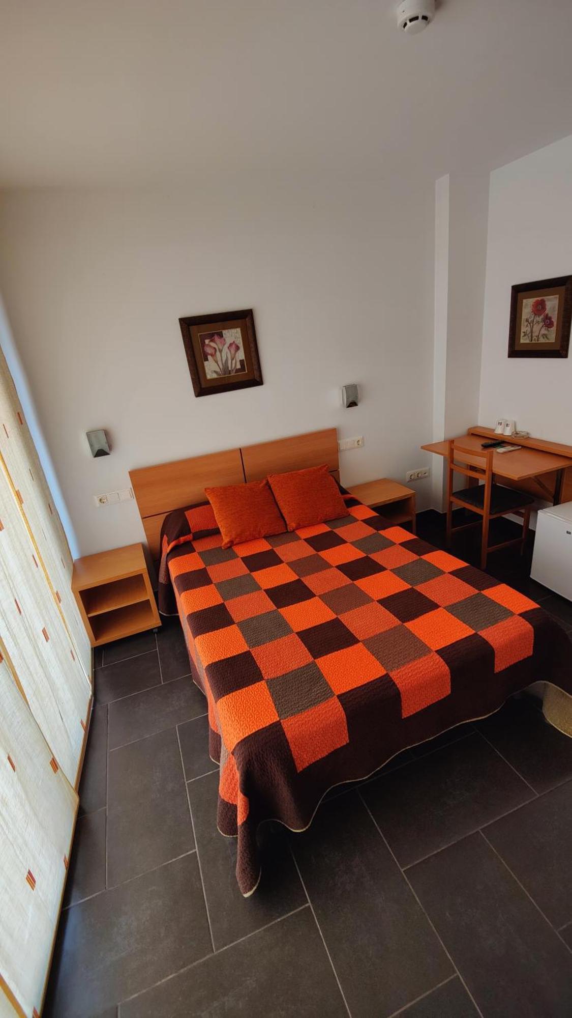 פינדה דה מר Hostal Manel מראה חיצוני תמונה