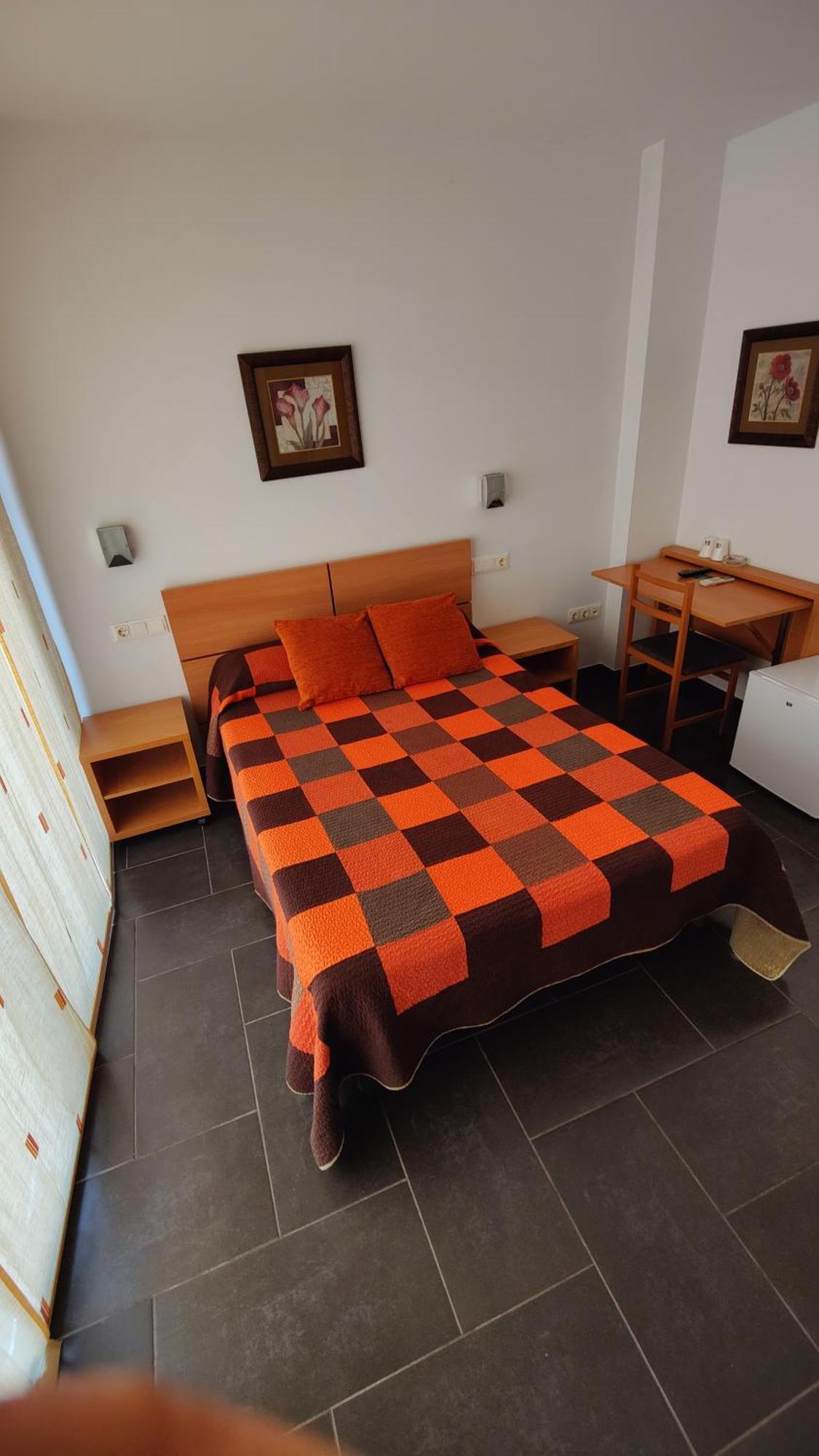 פינדה דה מר Hostal Manel מראה חיצוני תמונה